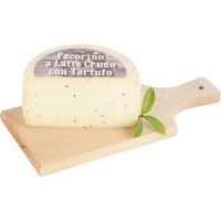 Pecorino a latte crudo con tartufo
