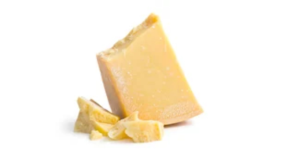 Carrefour Filiera Qualità Parmigiano Reggiano prodotto di montagna oltre 24 mesi confezione famiglia