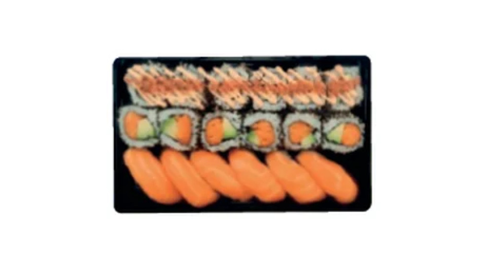 Haisen Box: 6 Nigiri Salmone, 6 California Salmone e Avocado, 6 California Surimi Piccante