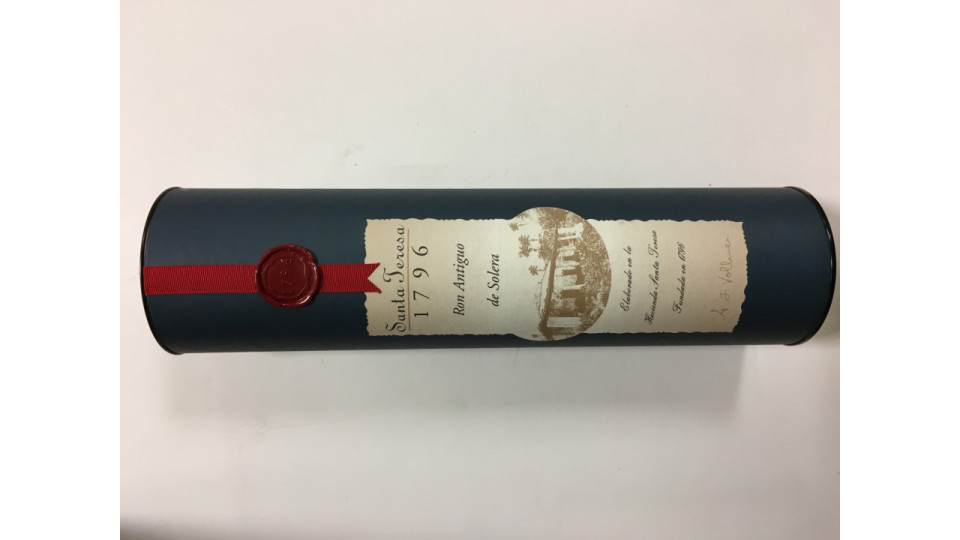 Santa teresa 1796 rum con astuccio cl.70