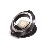 Grattugie, affettare, tritare, sbucciare: Affetta mozzarella...