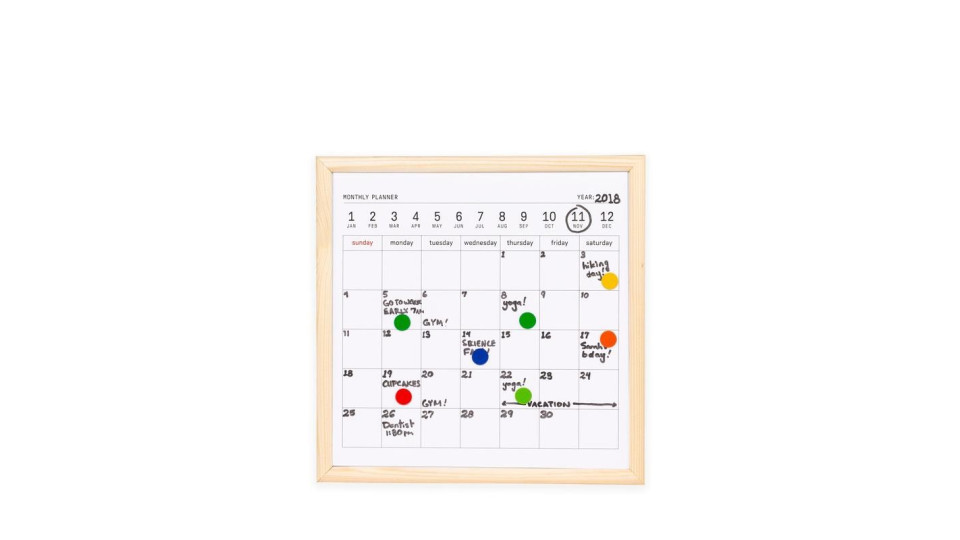 Stile office: Calendario a lavagna con pennarelli e magnete
