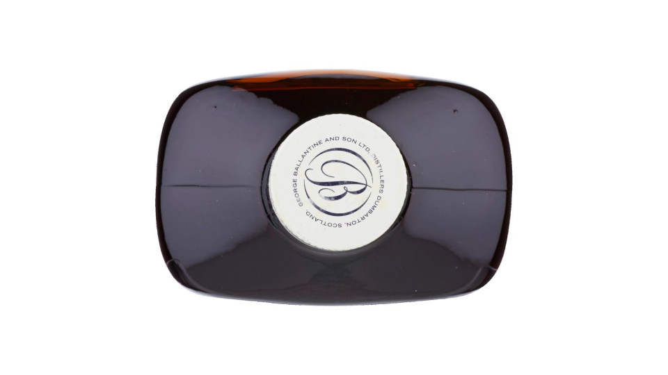 Ballantine's Finest blended scotch whisky