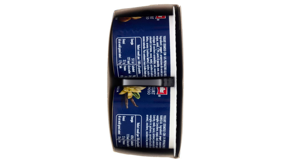 müller Yogurt Cremoso Nocciola, Vaniglia, Stracciatella, Pistacchio