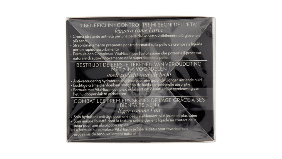 Olaz Total Effects 7 In One - Crema Idratante Ultra Leggera - SPF 15