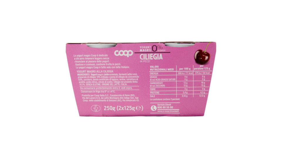 0% Di Grassi Yogurt Magro Con Ciliegia In Pezzi