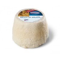 Ricotta Salata Intera