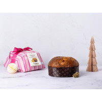 Panettone con fragoline e cioccolato fondente