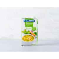 Brodo di verdure pronto