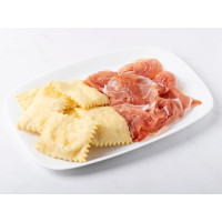Duo emiliano con prosciutto e gnocco fritto