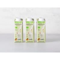 3 Bevanda di mandorle siciliane BIO