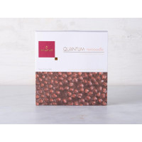 Cioccolato al latte con nocciole tostate