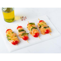 Spiedini di pollo, zucchine e pomodori