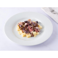Insalata di polpo con olive e patate