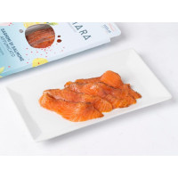 Salmone affumicato con limone e pepe rosa