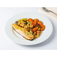 Salmone gratinato con verdure
