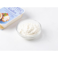 Gallos con yogurt e Feta DOP