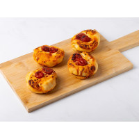 4 Focaccine con pomodorini