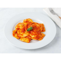 Ravioli ricotta e spinaci al pomodoro