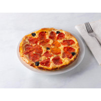 Focaccia fresca con pomodorini alla pugliese