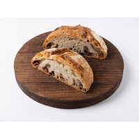 Pane con olive taggiasche