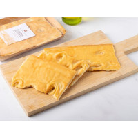 Focaccia croccante genovese con olio di oliva