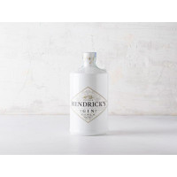 Hendrick's Gin con fiori d'arancio e cacao