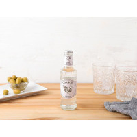 Acqua di soda alla violetta