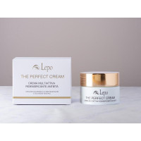 Crema multiattiva ridensificante anti-età