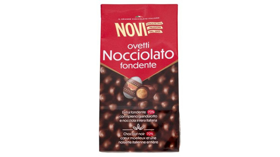 Ovetti di cioccolato extra fondente con ripieno gianduiotto e nocciola intera (10%)