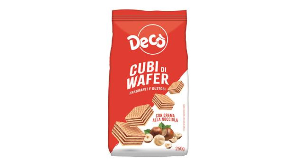 cubi di wafer alla nocciola