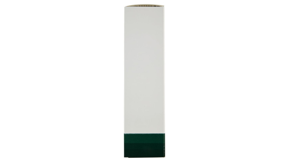 Laphroaig Aged 10 Years Islay Single Malt Scotch Whisky 700 Ml