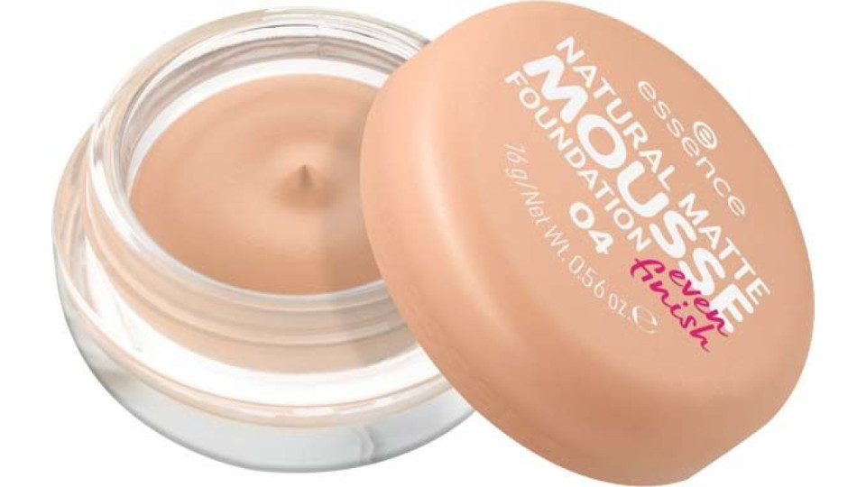 Natural Matte Mousse Fondotinta 04