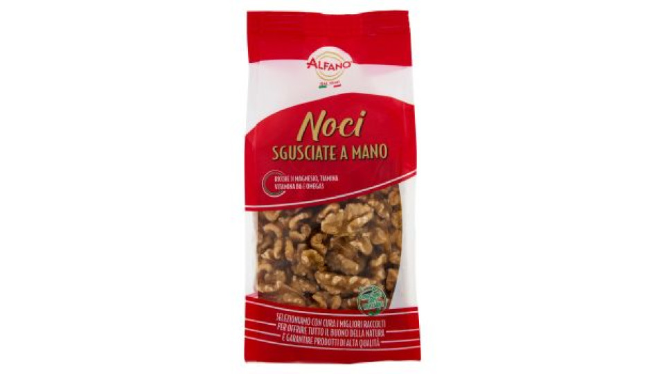Alfano, noci sgusciate