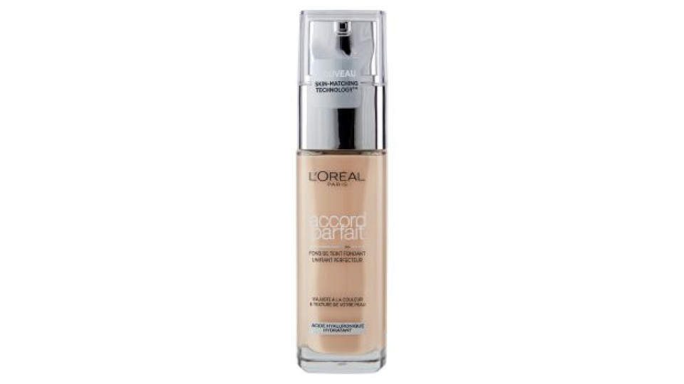L'Oréal Paris Accord Parfait, Fondotinta Liquido con Acido Ialuronico, 1.5.N Lin/Linen, 30 ml