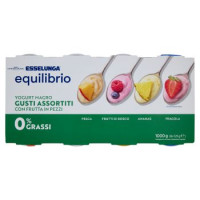 Esselunga Equilibrio, yogurt magro 0% di grassi con frutta in pezzi gusti assortiti