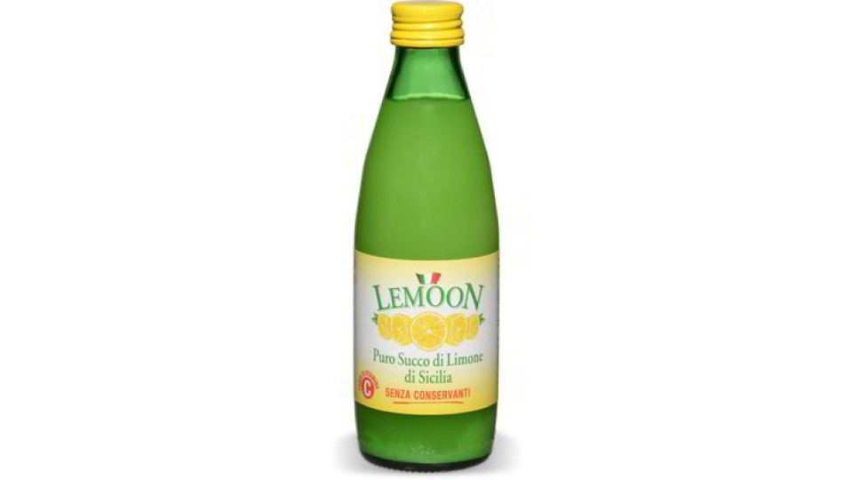 Puro succo di limone di Sicilia