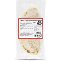 Cassone mozzarella e pomodoro