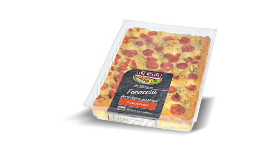 Focaccia fresca con pomodorini