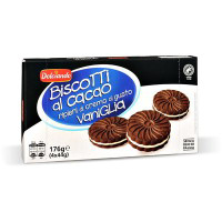 Biscotti al cacao ripieni di crema al gusto vaniglia