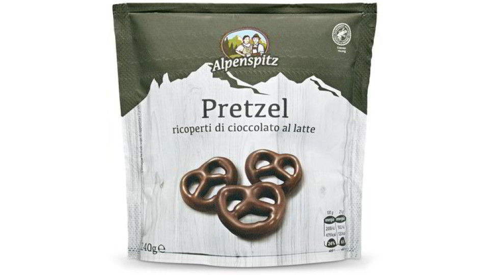 Pretzel ricoperti di cioccolato al latte