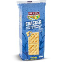 Cracker salati senza granelli di sale in superficie