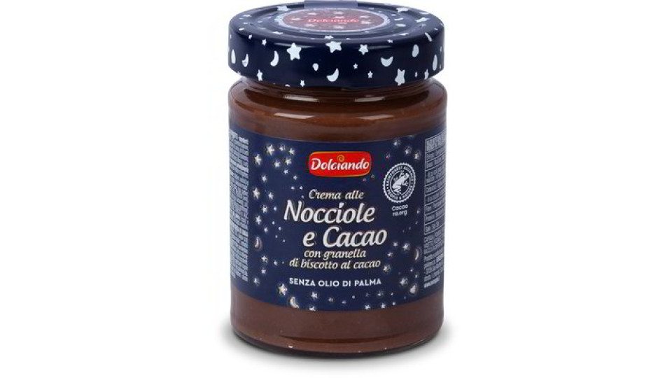 Crema alle nocciole e cacao con granella di biscotto al cacao