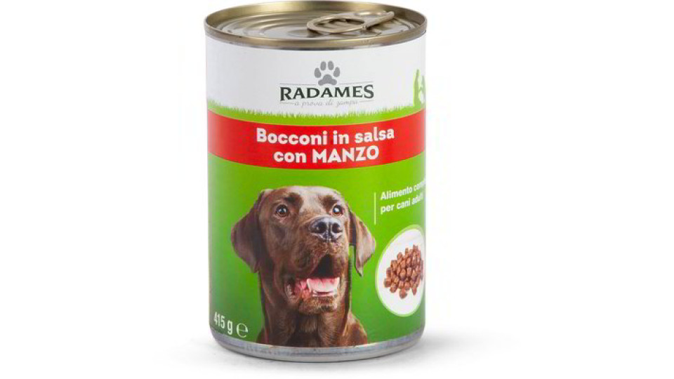 Bocconi in salsa con manzo per cani