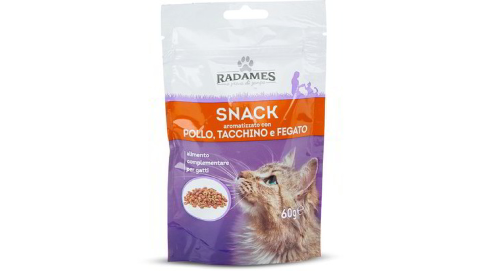 Snack aromatizzato con pollo, tacchino e fegato per gatti