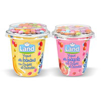 Yogurt fragola/banana con confetti al cioccolato