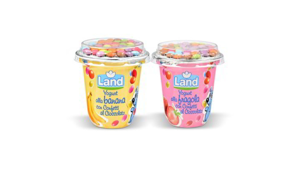 Yogurt fragola/banana con confetti al cioccolato
