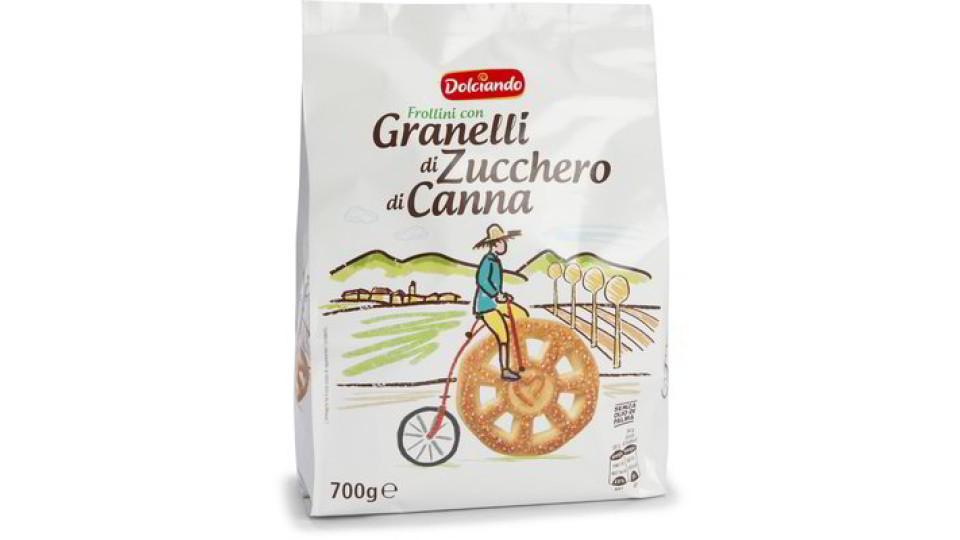 Biscotti frollini con granelli di zucchero di canna
