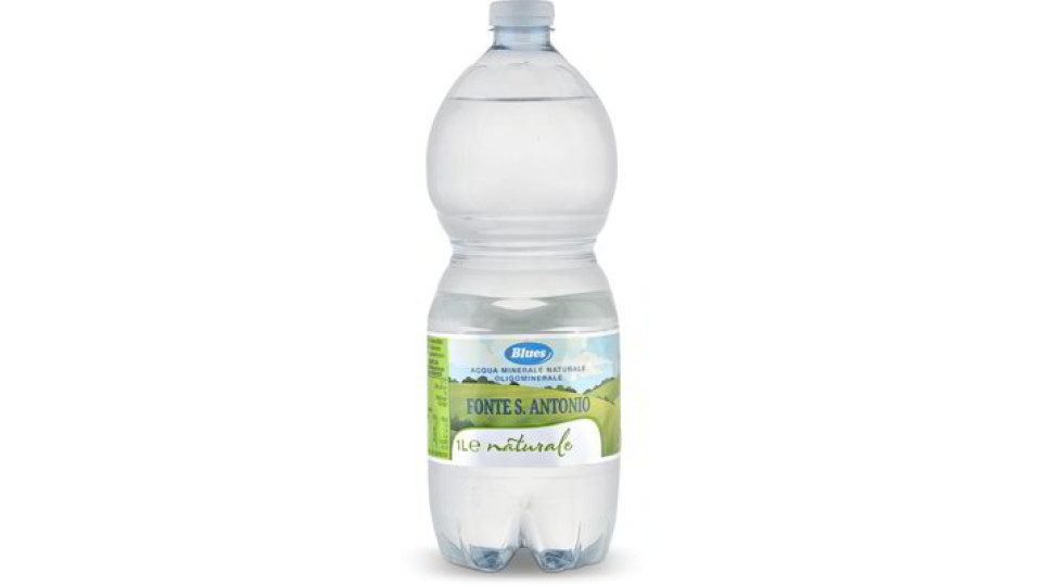 Acqua naturale
