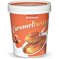 Gelato al caramello salato con crema spalmabile al caramello salato